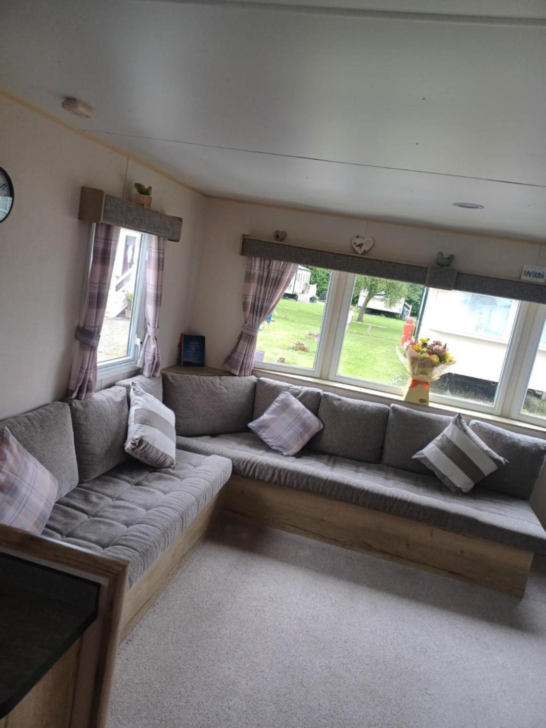 Ye Old'E Man Lake District Grange-Over-Sands Exterior foto